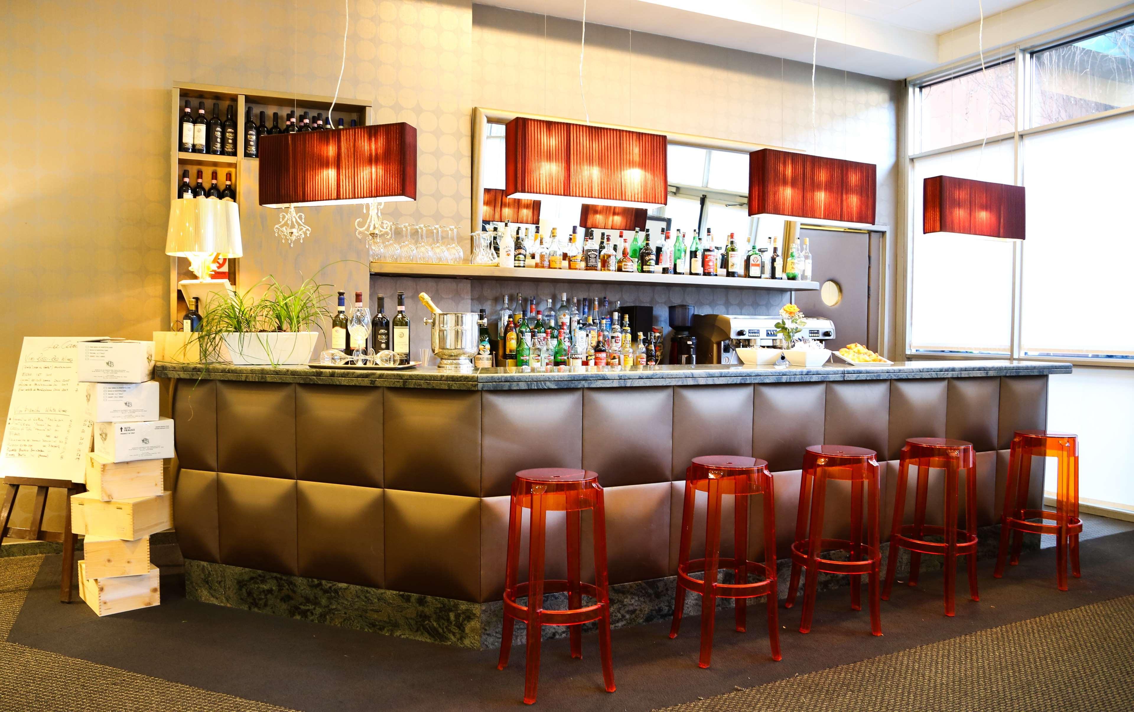 Hotel Western Blaise&francis